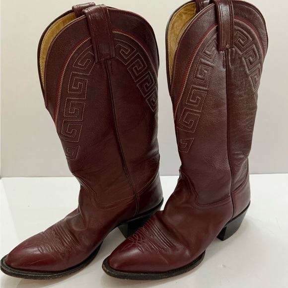 Hondo Shoes - Women's Hondo Western leather cowgirl boots size 7-B